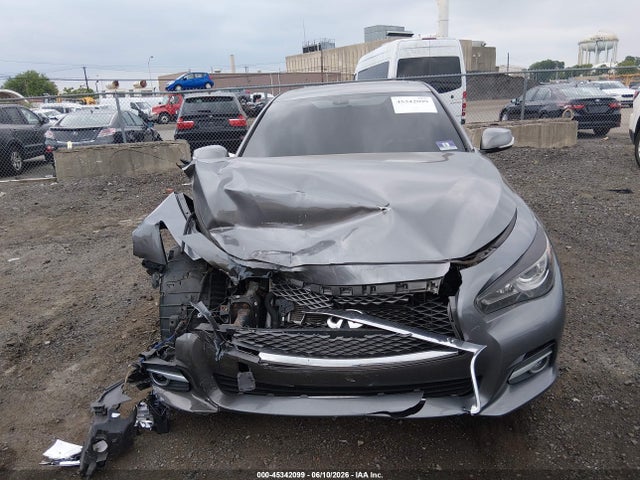 INFINITI Q50 3.0t Premium