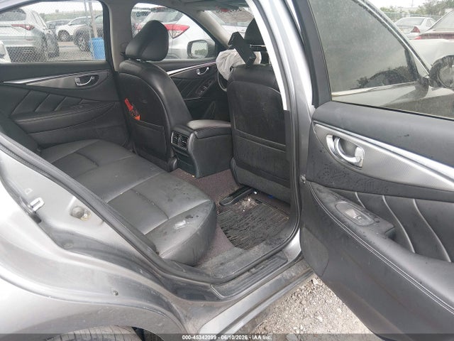 INFINITI Q50 3.0t Premium