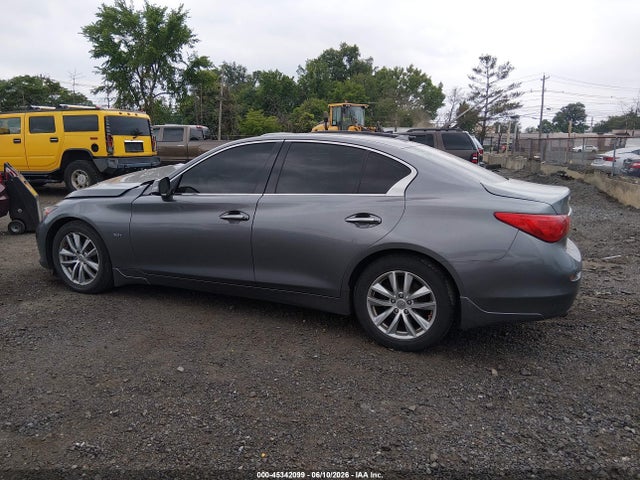 INFINITI Q50 3.0t Premium