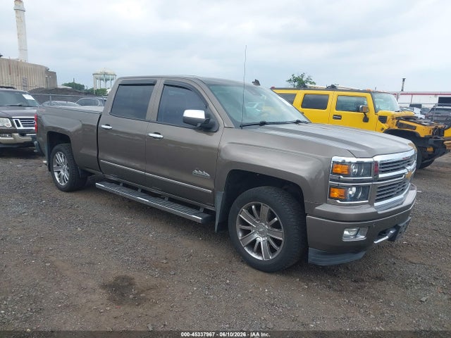Salvage Chevrolet Silverado 1500 Image