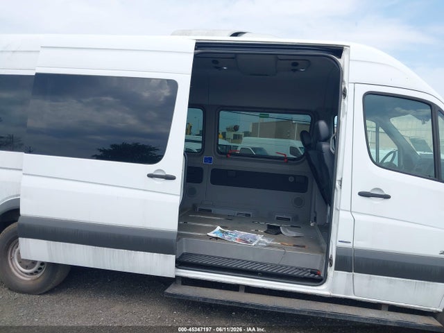Mercedes-Benz Sprinter 2500 High  Roof