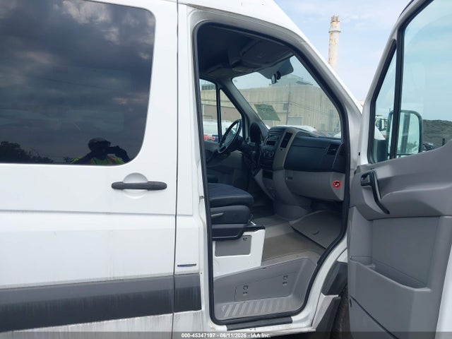 Mercedes-Benz Sprinter 2500 High  Roof