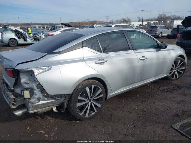 Nissan Altima Sr Fwd