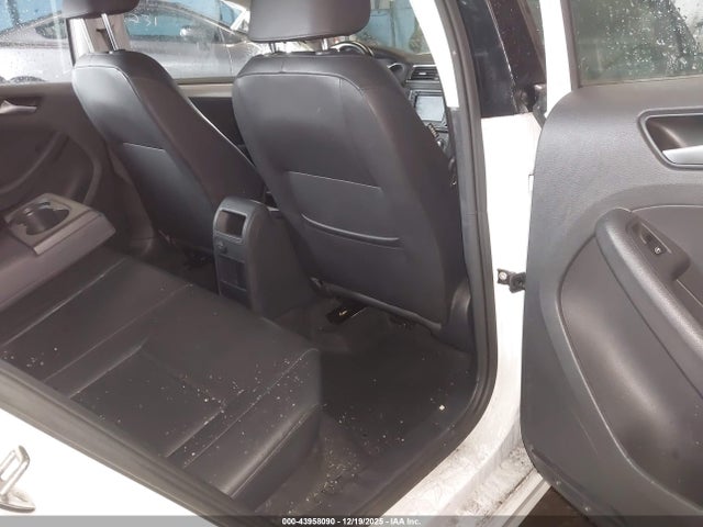 Volkswagen Jetta 1.4t Se