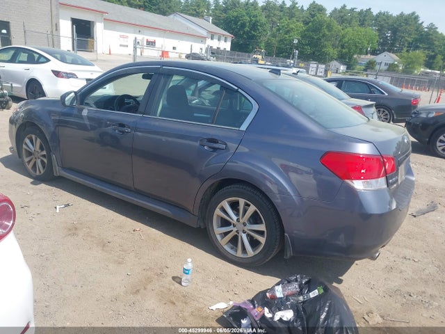 Subaru Legacy 2.5i Premium