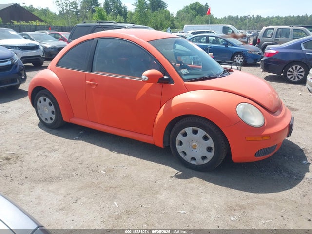 Salvage Volkswagen Beetle Image
