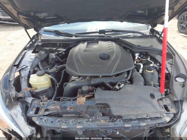 INFINITI Q50 2.0t Premium