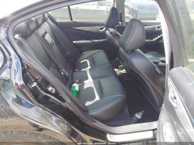 INFINITI Q50 2.0t Premium