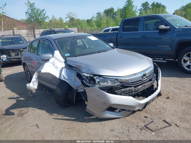 Salvage Honda Accord Image