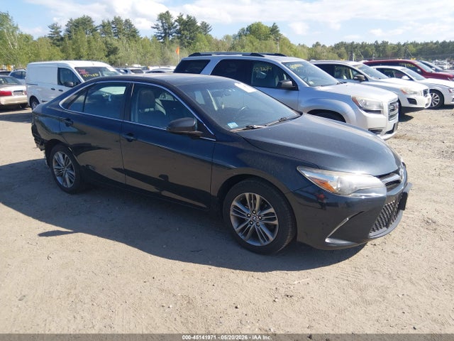 Salvage Toyota Camry Image