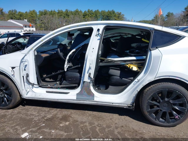 Tesla Model Y Long Range Dual Motor All-wheel Drive