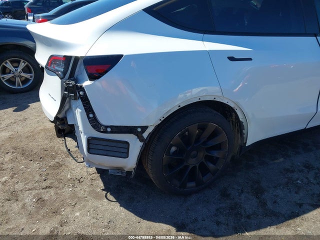 Tesla Model Y Long Range Dual Motor All-wheel Drive