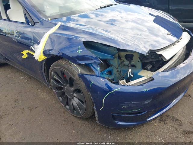 Tesla Model Y Performance Dual Motor All-wheel Drive
