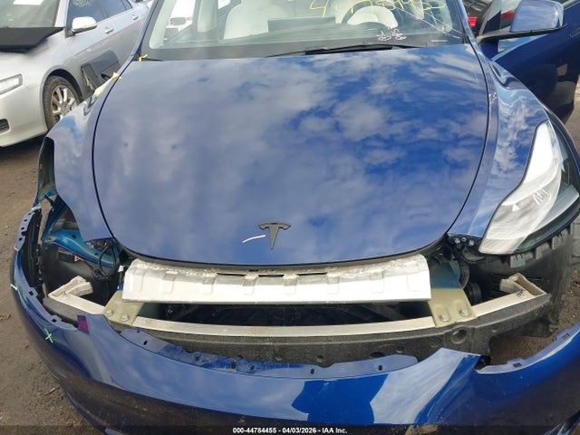 Tesla Model Y Performance Dual Motor All-wheel Drive