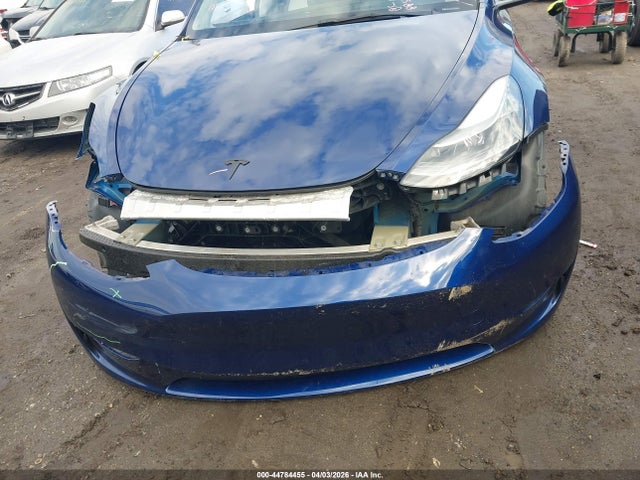 Tesla Model Y Performance Dual Motor All-wheel Drive