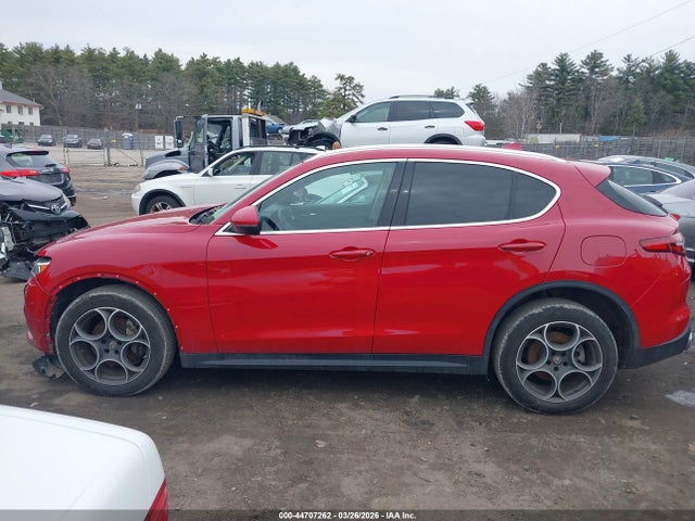 Alfa Romeo Stelvio Awd