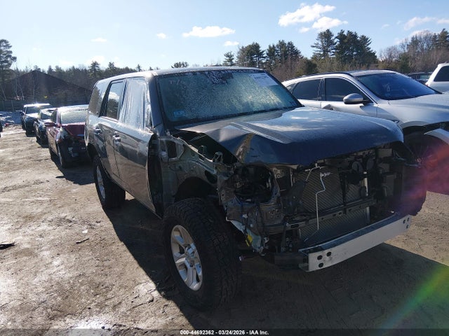 Salvage Toyota 4Runner Image