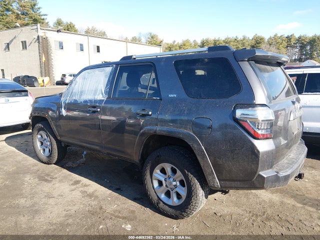 Toyota 4Runner Sr5