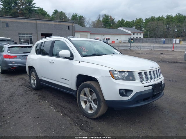 Salvage Jeep Compass Image