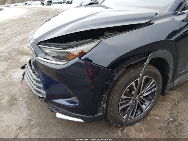 Toyota Grand Highlander Hybrid Platinum Max