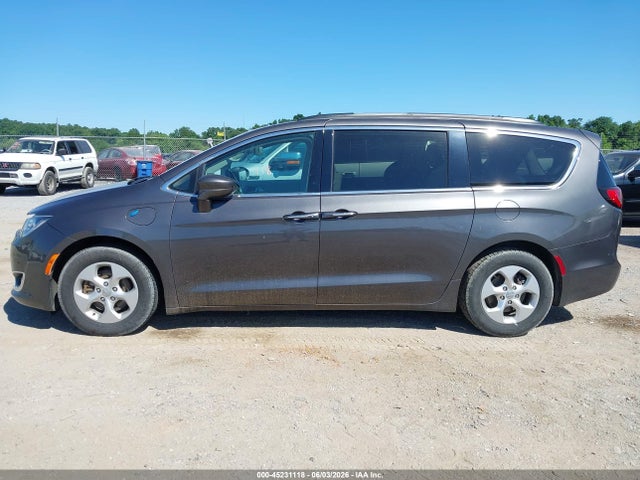 Chrysler Pacifica Touring Plus