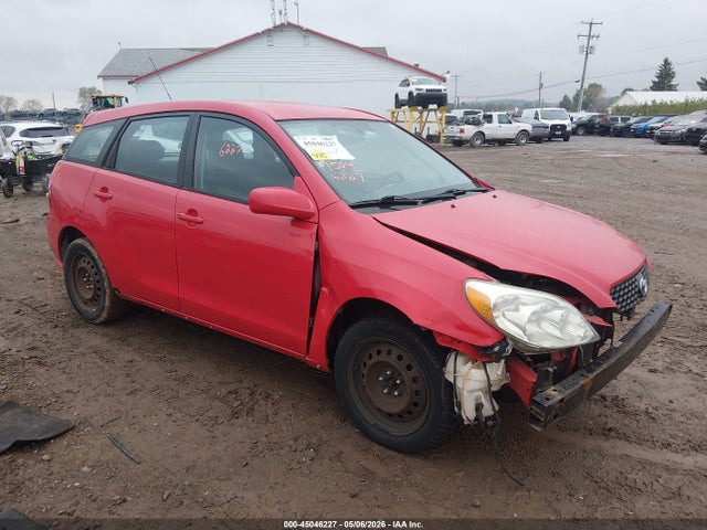 Salvage Toyota Matrix Image