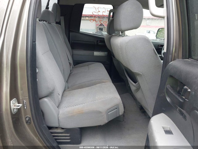 Toyota Tundra Base 4.7l V8