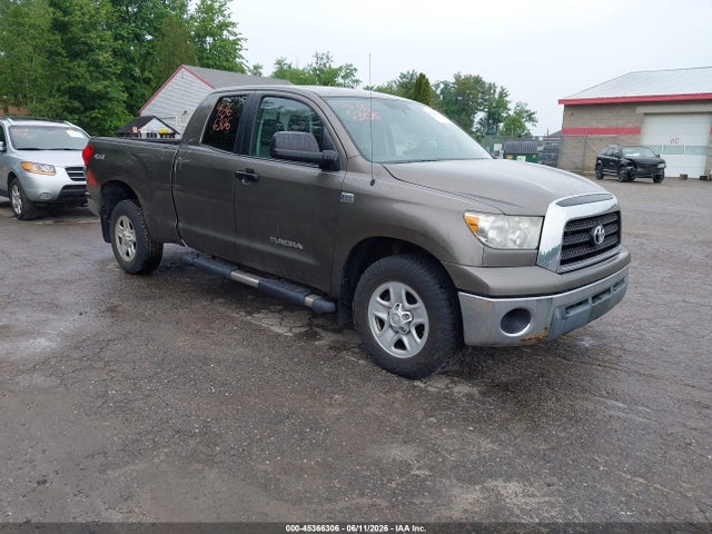 Salvage Toyota Tundra Image