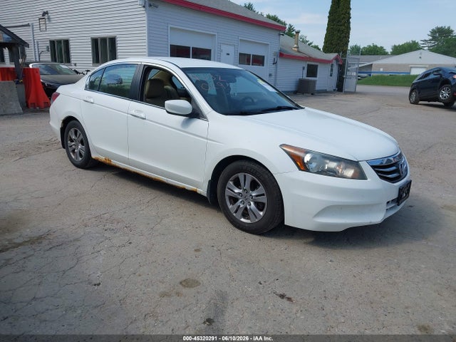 Salvage Honda Accord Image