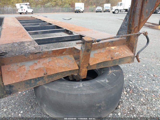 Kaufman Trailers Log Trailer
