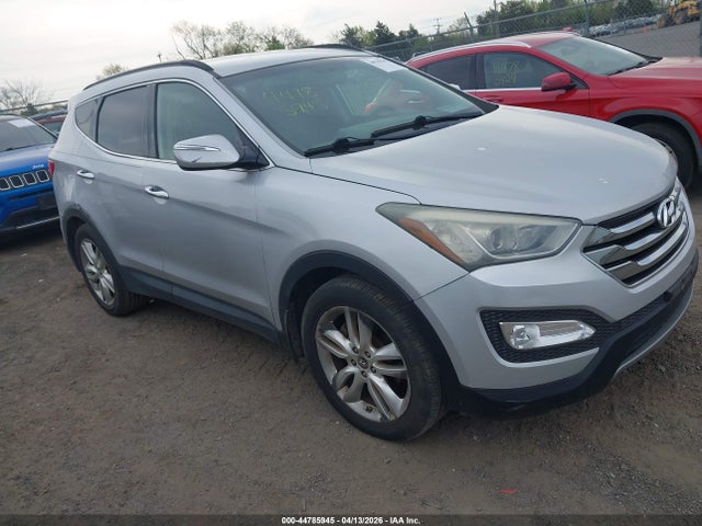 Salvage Hyundai SANTA FE Image