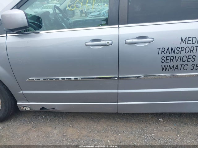Chrysler Town & Country Touring
