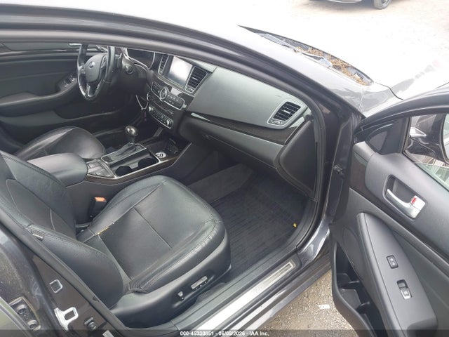 Kia Cadenza Premium