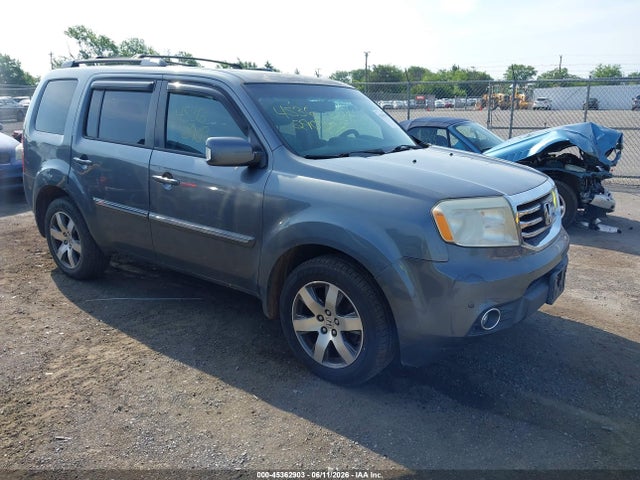 Salvage Honda Pilot Image