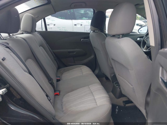 Chevrolet Sonic Lt Auto