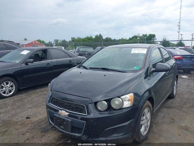 Chevrolet Sonic Lt Auto