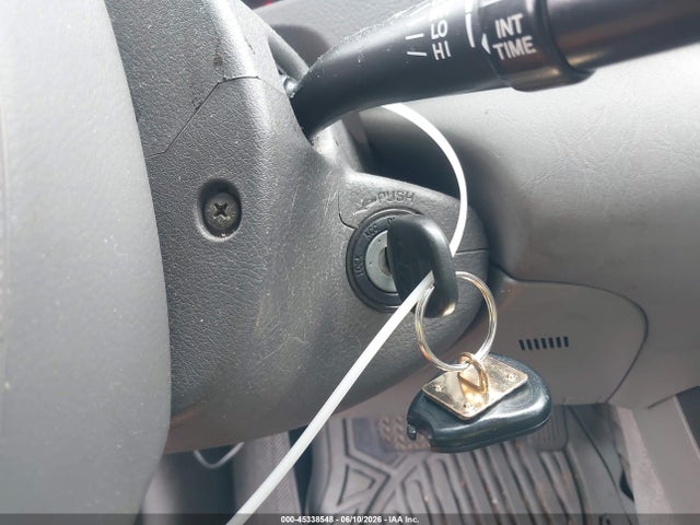 Toyota Camry Le V6