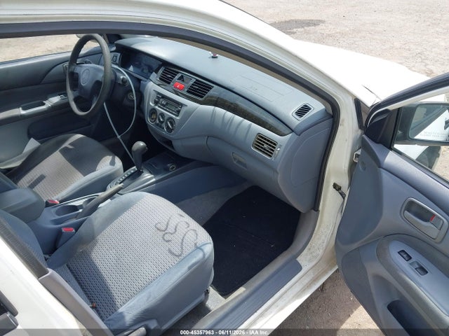 Mitsubishi Lancer Es