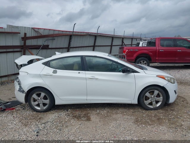 Hyundai ELANTRA Gls