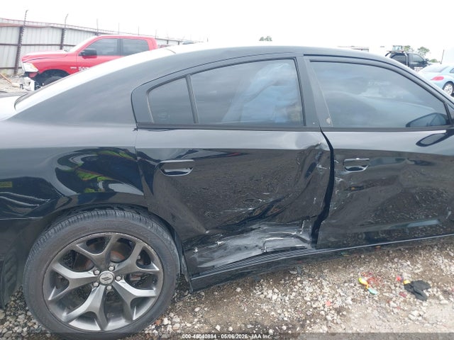 Dodge Charger Sxt