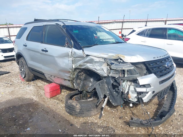 Salvage Ford Explorer Image