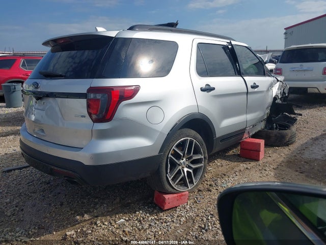 Ford Explorer Sport