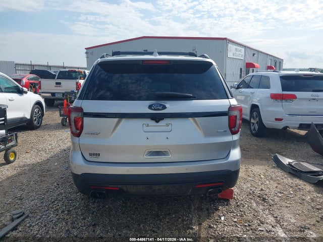 Ford Explorer Sport