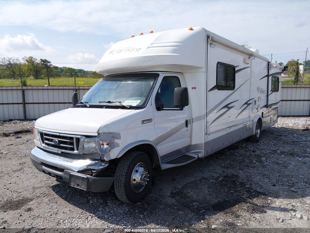 Ford Gulf E-450 Cutaway