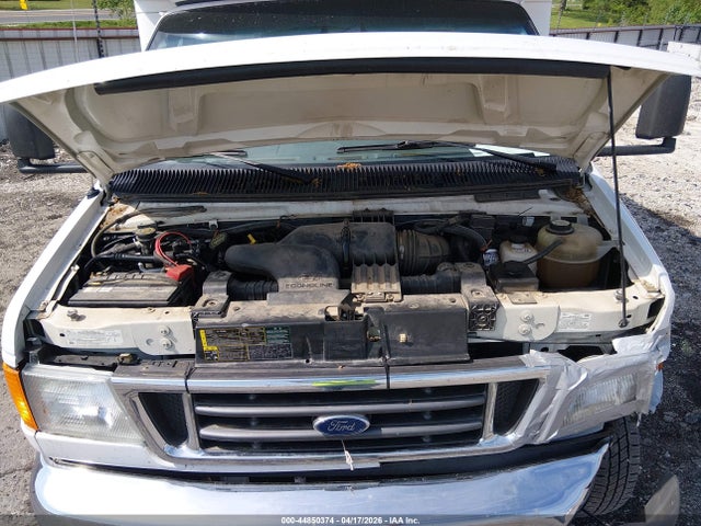 Ford Gulf E-450 Cutaway