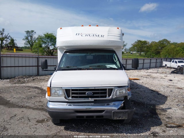 Ford Gulf E-450 Cutaway