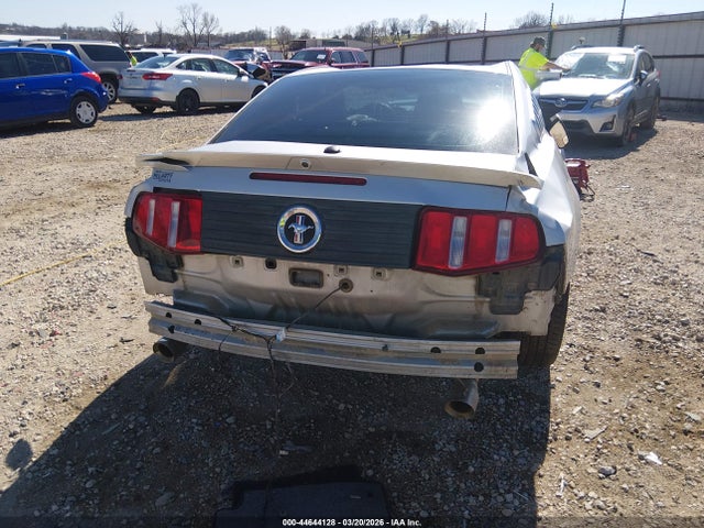 Ford Mustang V6 Premium