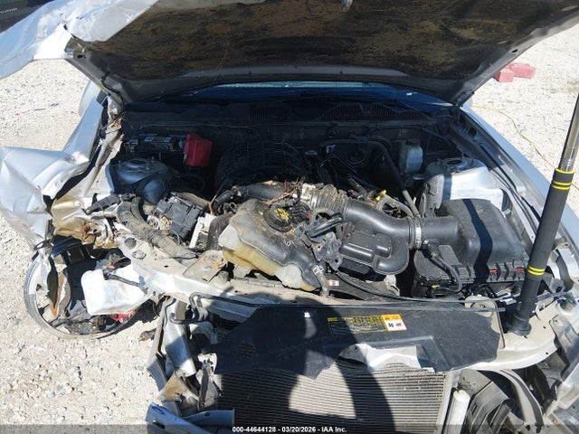 Ford Mustang V6 Premium
