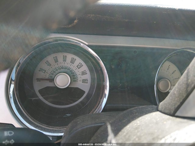 Ford Mustang V6 Premium