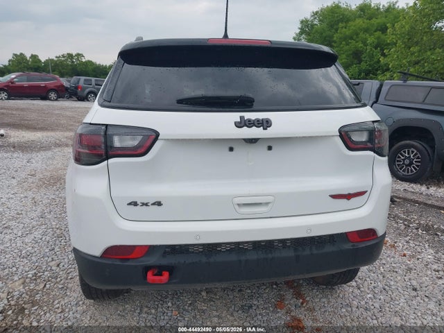 Jeep Compass Trailhawk 4x4